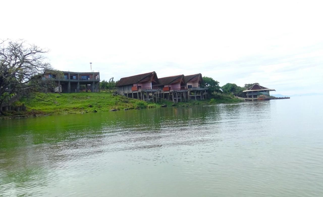 Milimani Beach Resort Кисуму Екстериор снимка